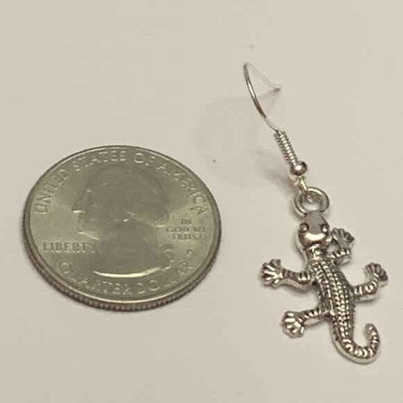 Alligator Earring, Lizard Earring, Gator Earring, Amphibian Earring, Gift Idea - Picture 6 of 6